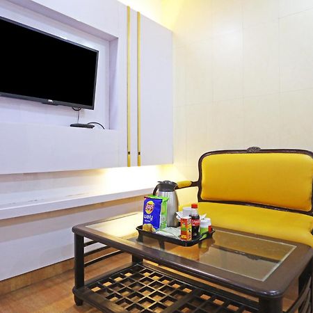 Hotel Preet Inn 05 Mints Walking Distance Nizamuddin Railway Station New Delhi Exterior foto